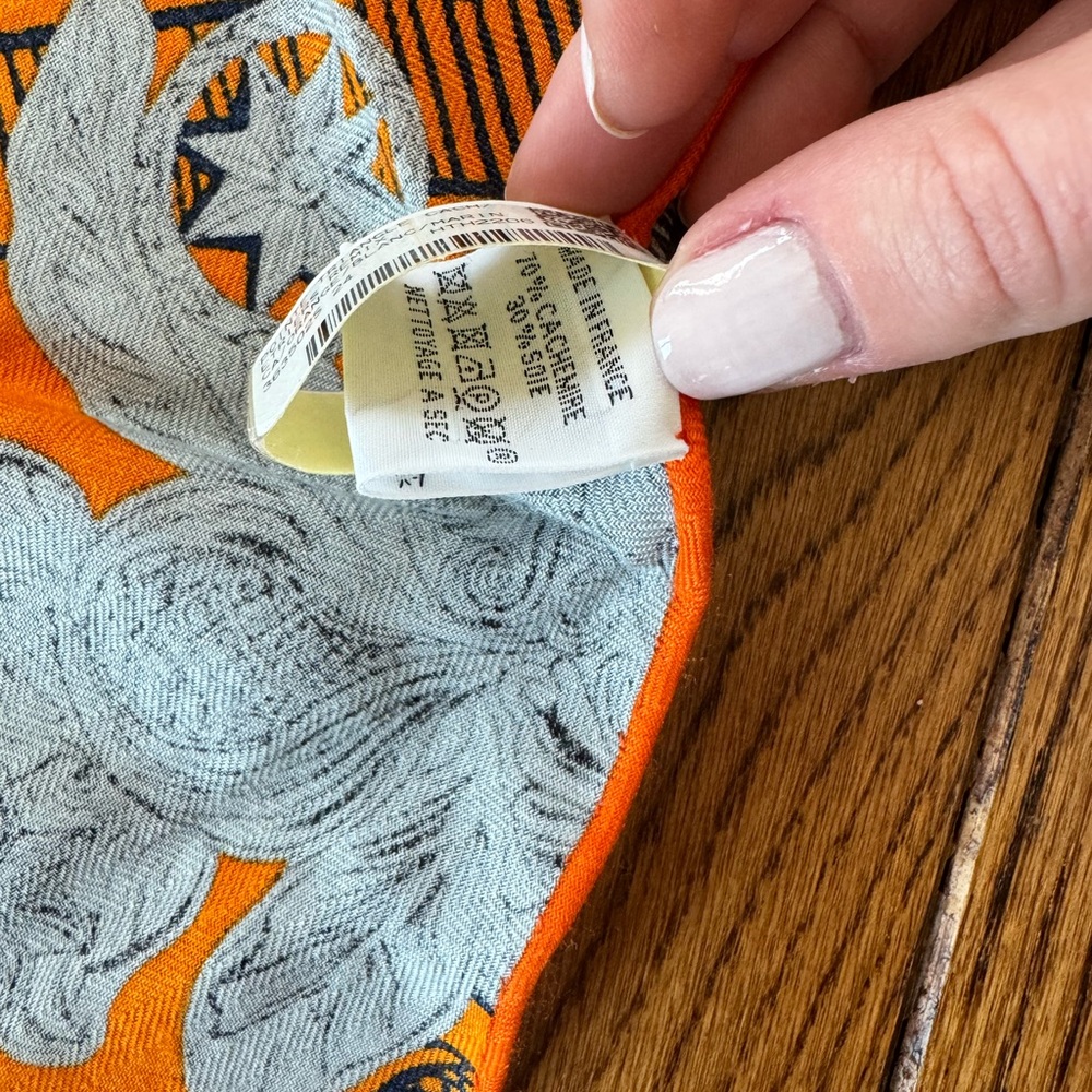 AUTH HERMES Étriers Remix Giant Triangle Scarf - Picture 5 of 6